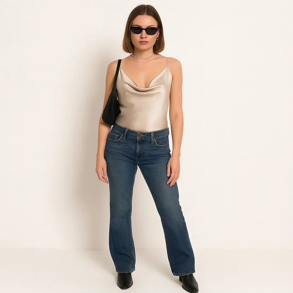 Citizens of Humanity Elle Low Waist Bootcut Jeans — Medium Wash, Stretch(31) Y2K - Picture 3 of 17